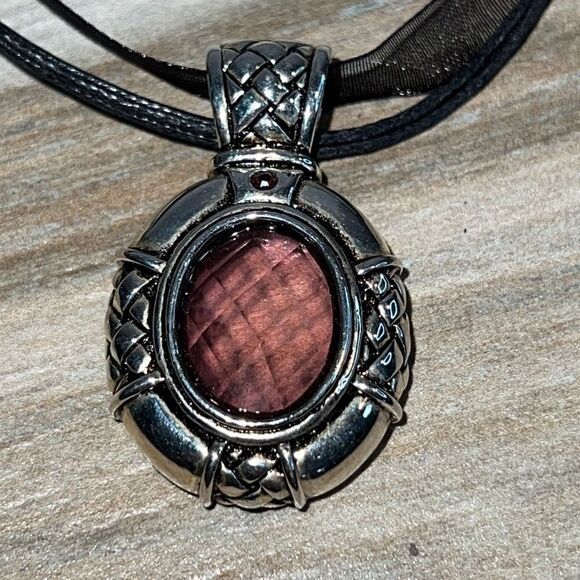 Bold Large Silver Tone Rhinestone Pendant On Cord - Picture 2 of 6